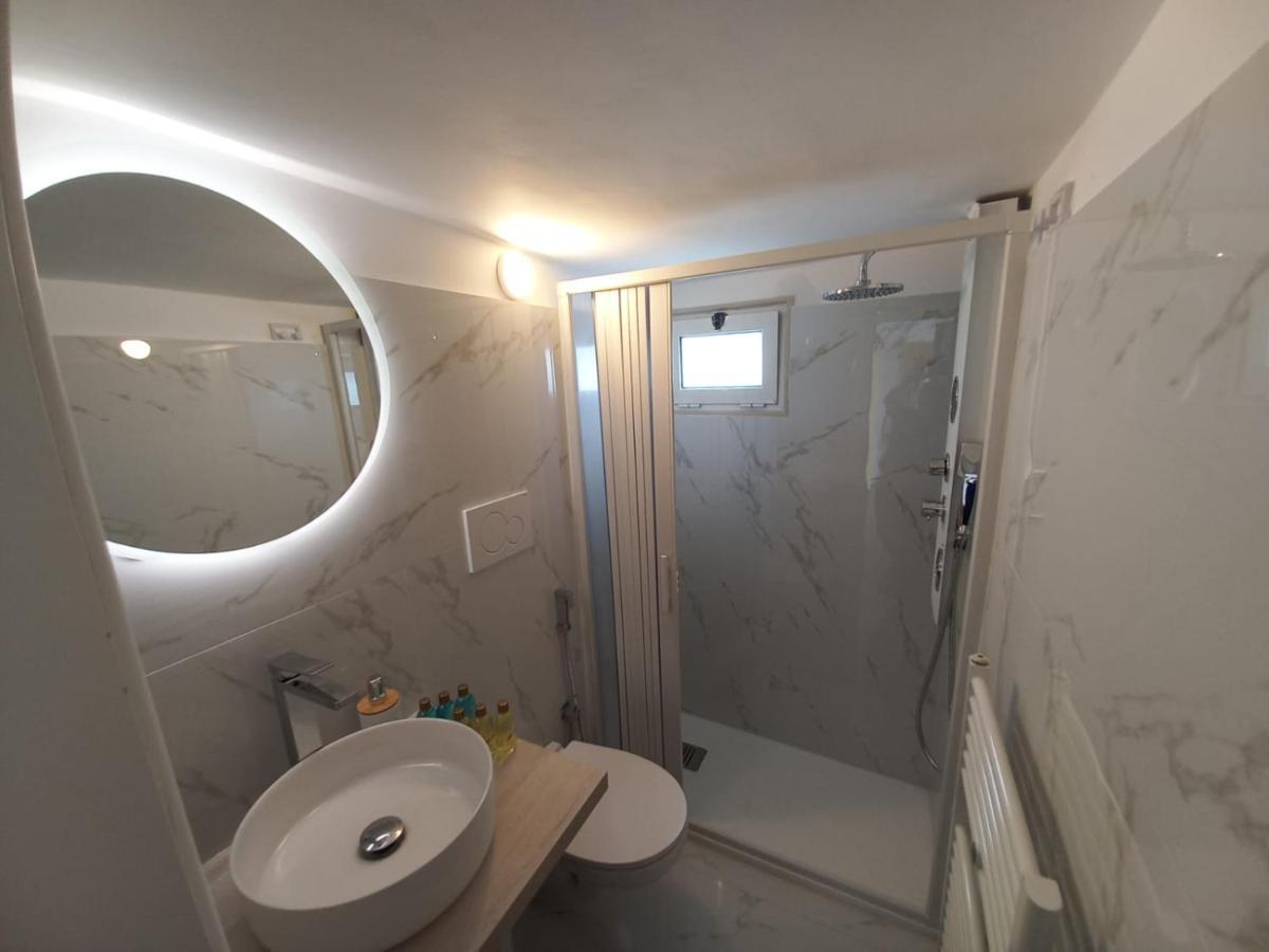 Sole Amare Guest House Bari Esterno foto