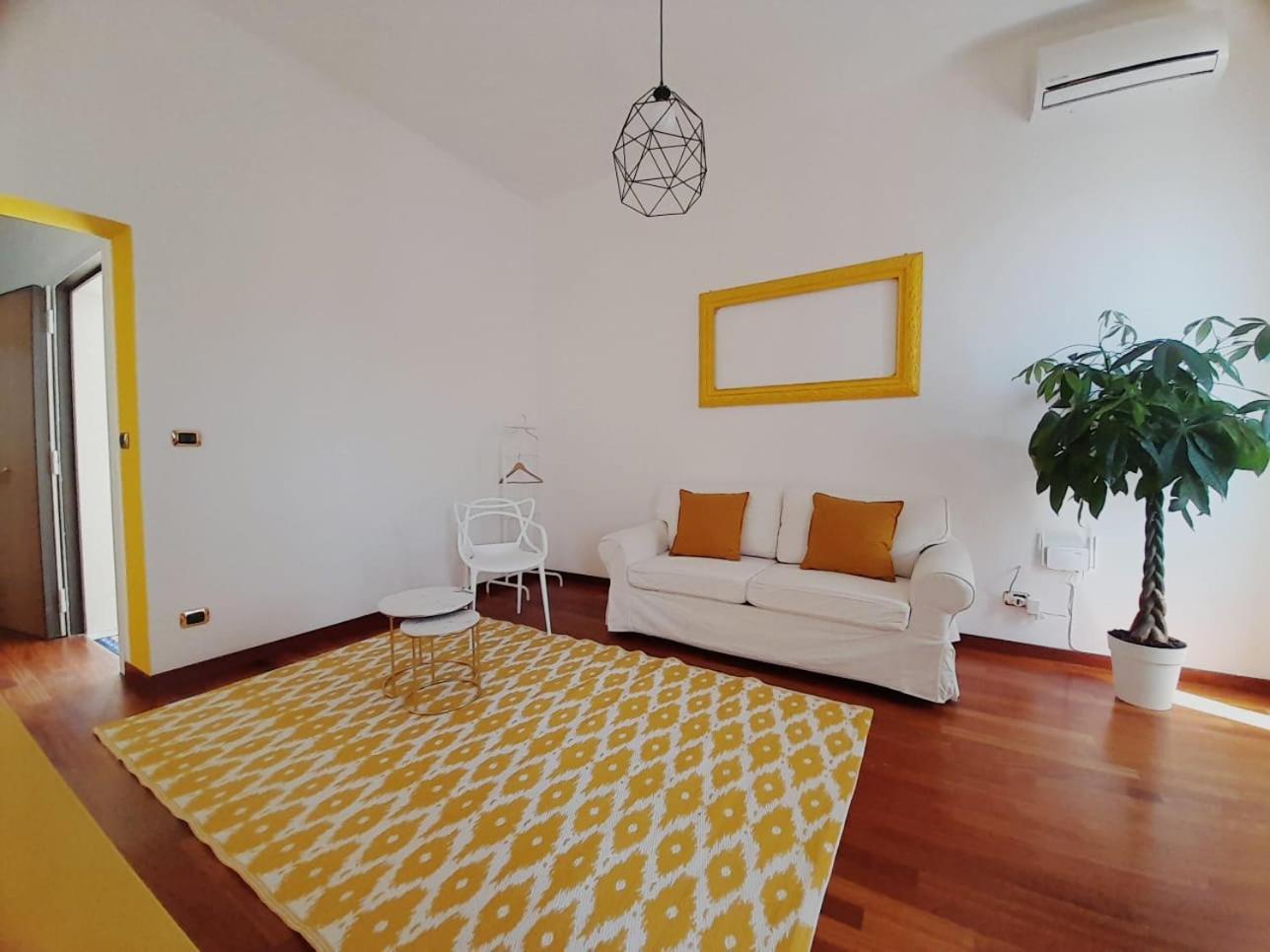 Sole Amare Guest House Bari Esterno foto