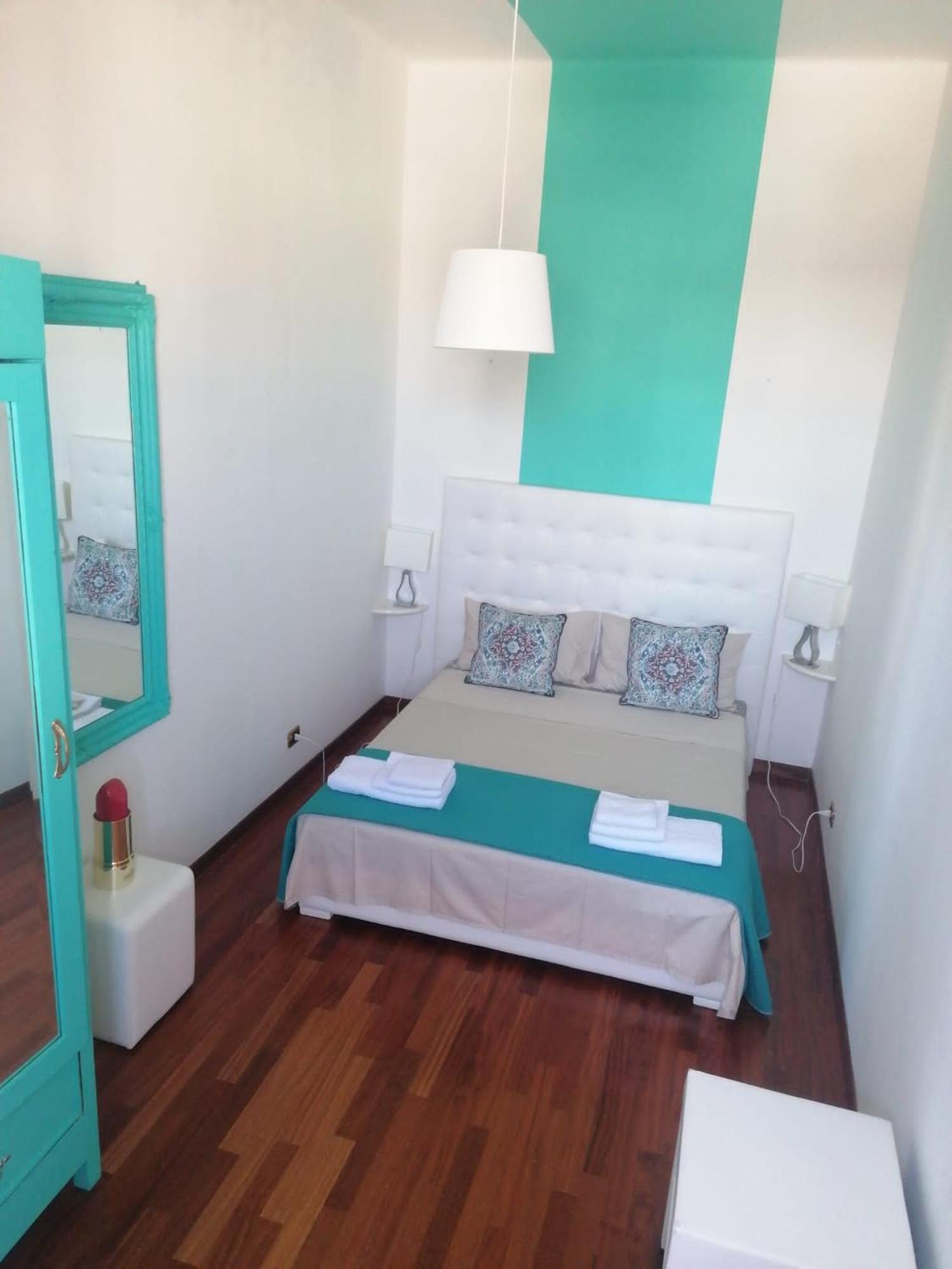 Sole Amare Guest House Bari Esterno foto