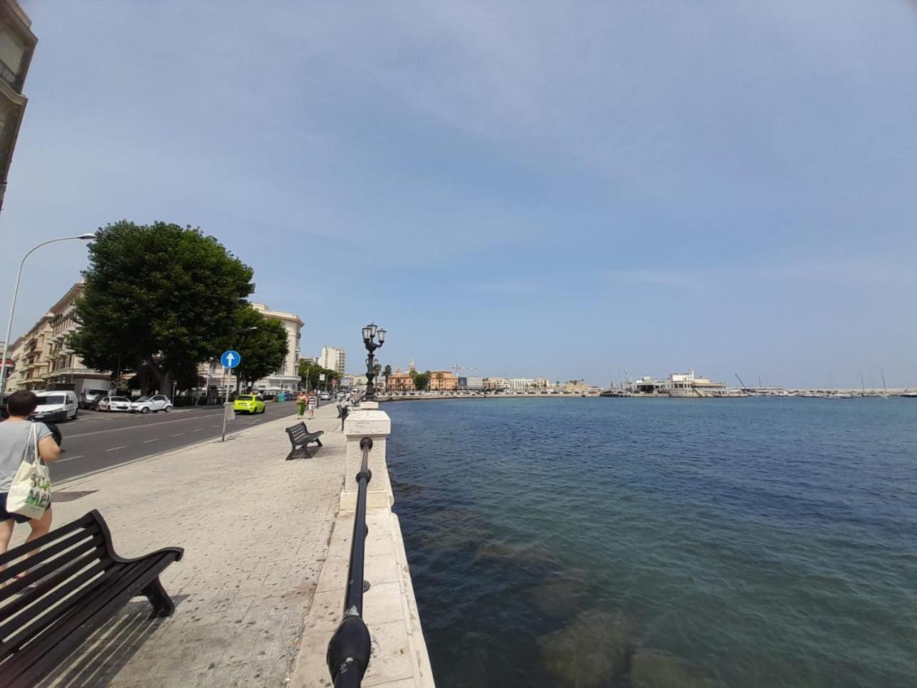 Sole Amare Guest House Bari Esterno foto